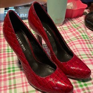 Gianni Bini Red Croc-Patterned Heels